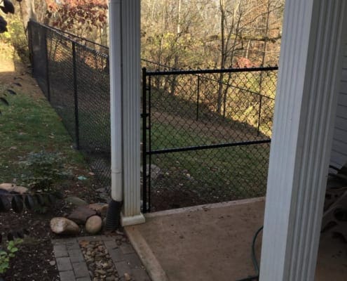 Knox Fence | Interested in getting a chain link fence? Let Knox Fence help you find the fencing solution for your residential or commercial property!